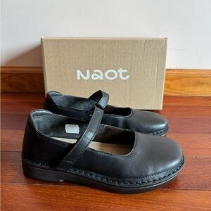 Brand new Naot Martinos Black Leather Mary Jane Shoes